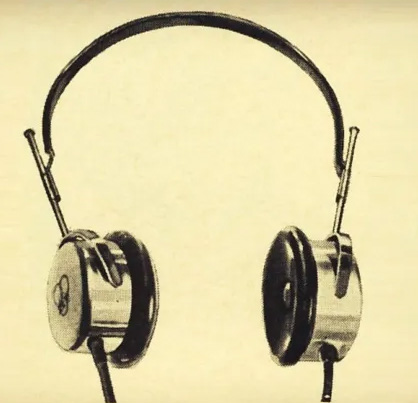 AKG’s first headphone, the K120 DYN