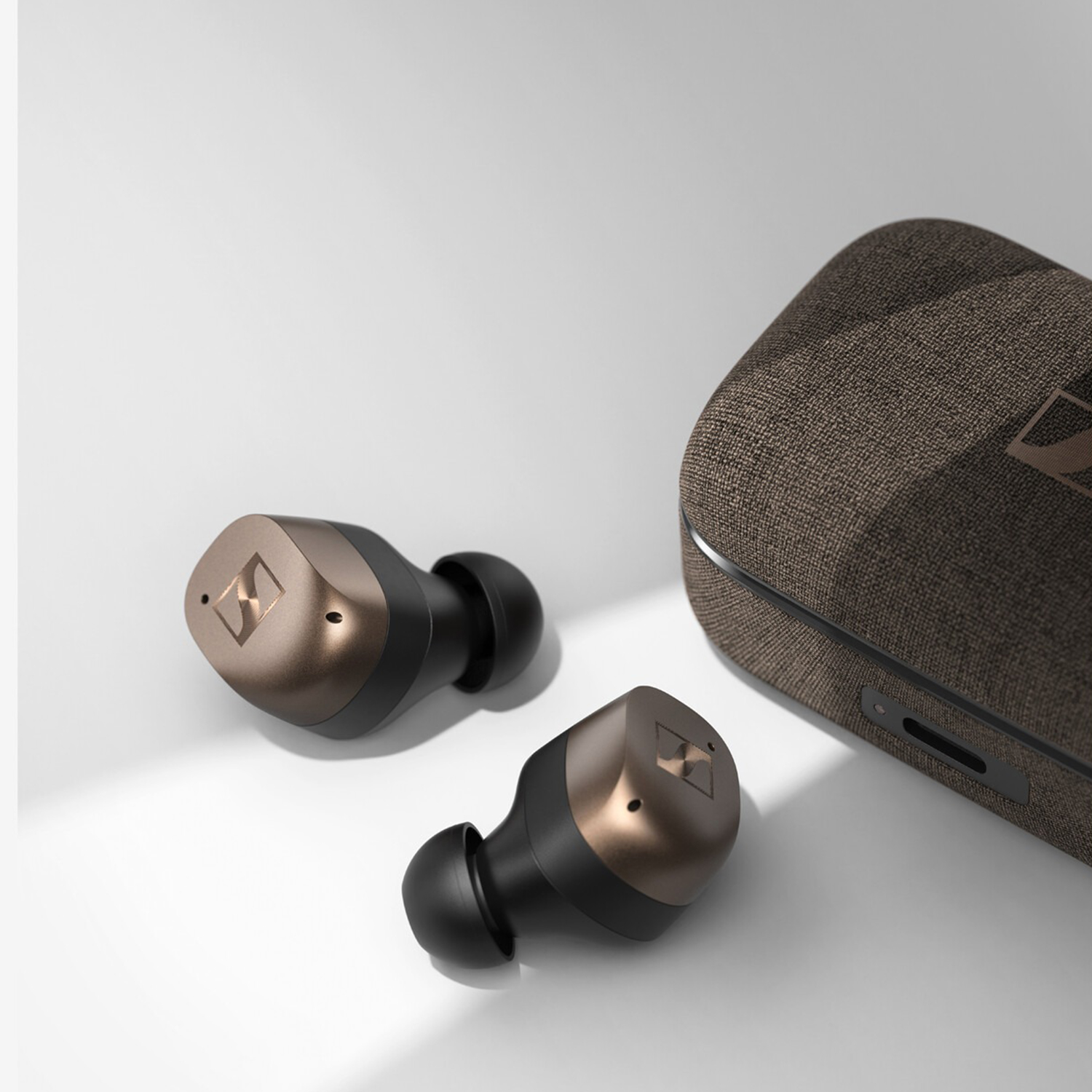 خرید هدفون بی سیم سنهایزر مدل MOMENTUM True Wireless 4